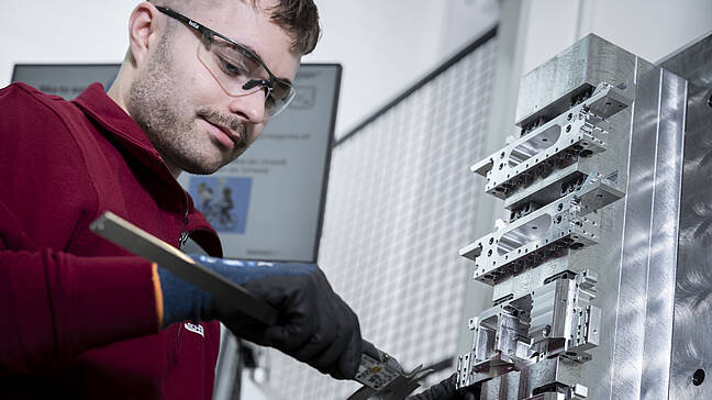 Assembly technician for systems and assemblies