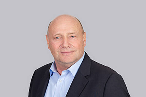 Peter Schönbach