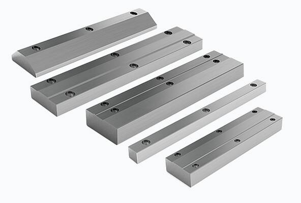 Linear guideways with and without metal cages
