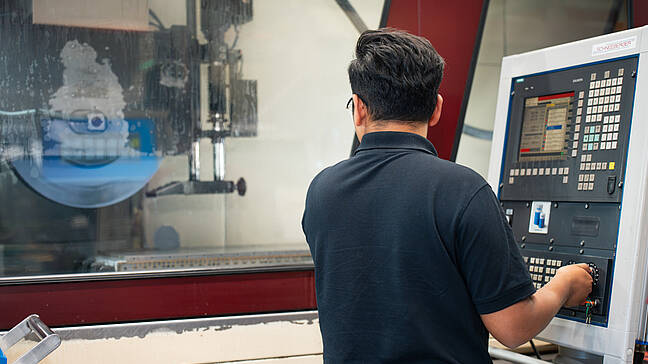 Lehre als Polymechaniker*in EFZ 2026