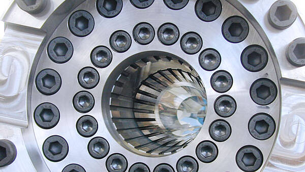 Individuelle Sonderlösungen und Fertigung von komplexen Baugruppen