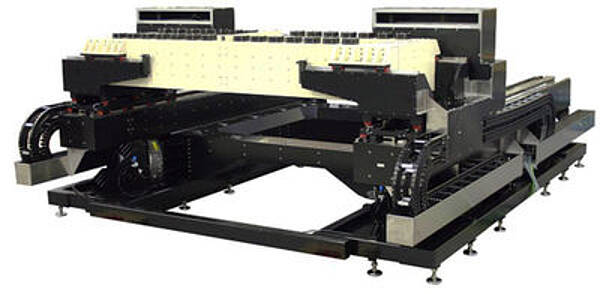 Motore di stampa tridimensionale per substrati di grandi dimensioni.